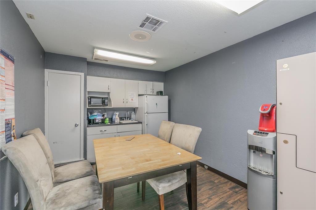 Coons & Triggs - Commercial Sale