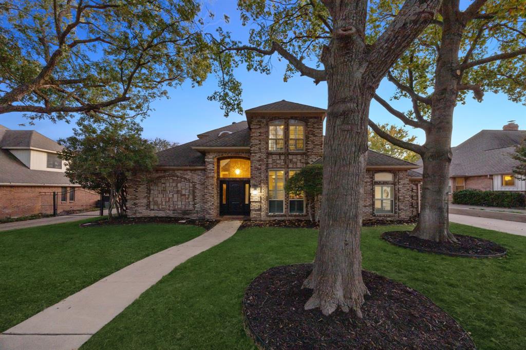 Woodland Hills Colleyville - Residential