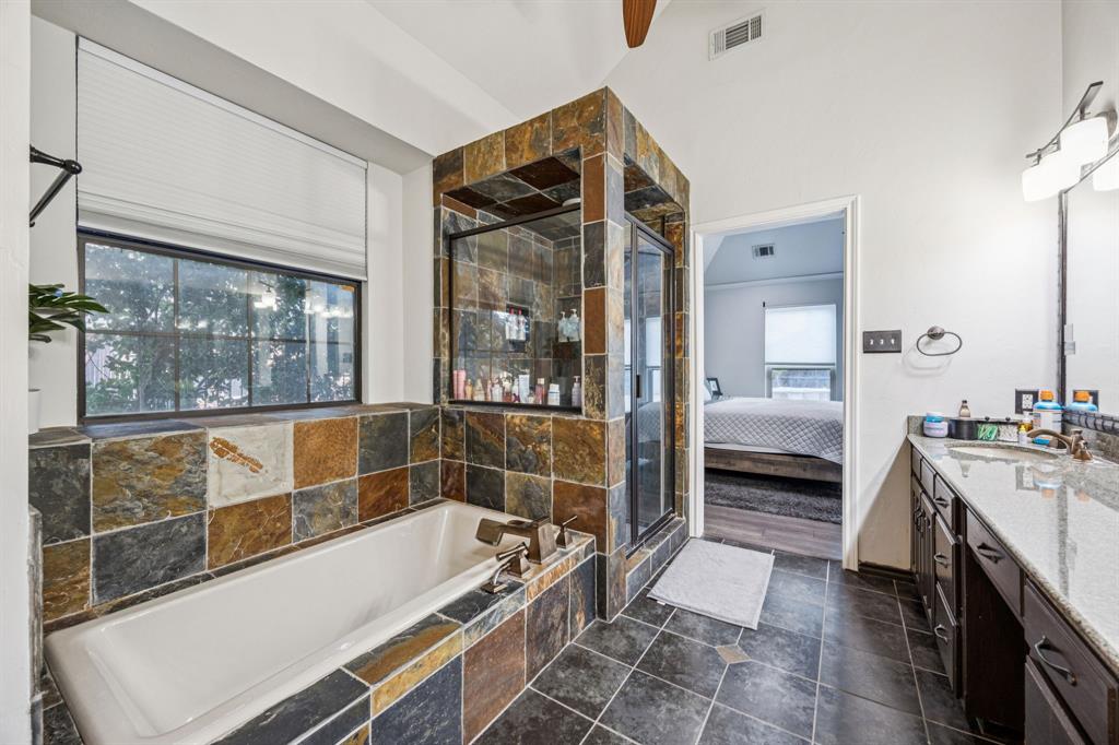 Woodland Hills Colleyville - Residential