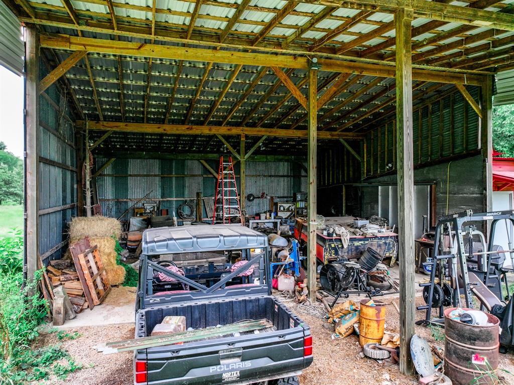 OCHILTREE HUGH - Farm