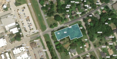 Photo of 302 E Jefferson Street, Van Alstyne, TX 75495 (MLS # 21420227)