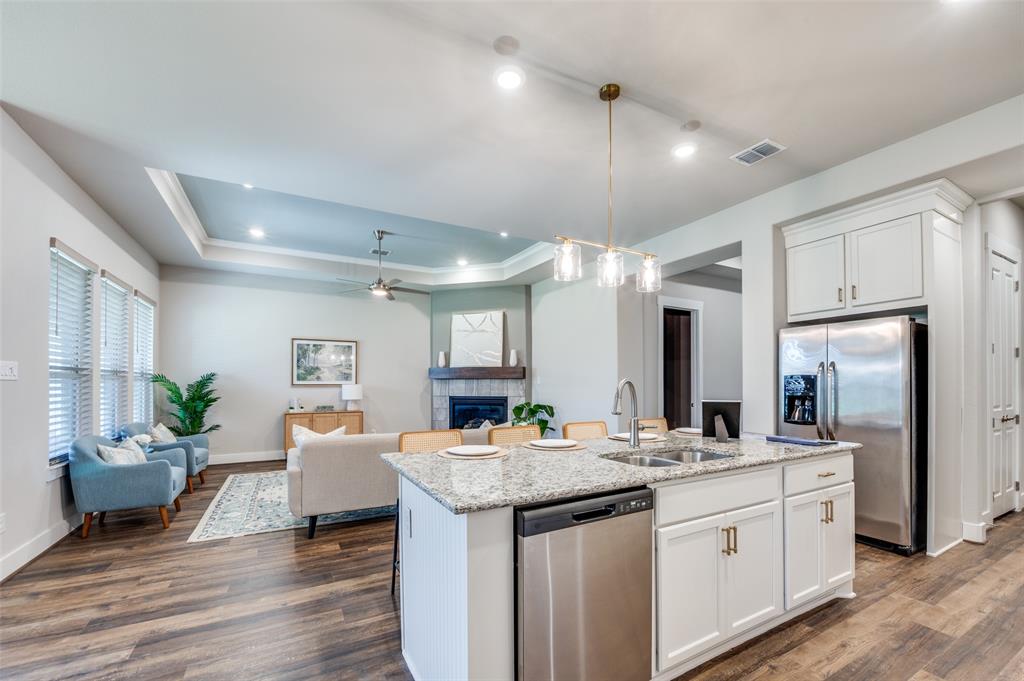 Ladera Tavolo Park Condos - Residential