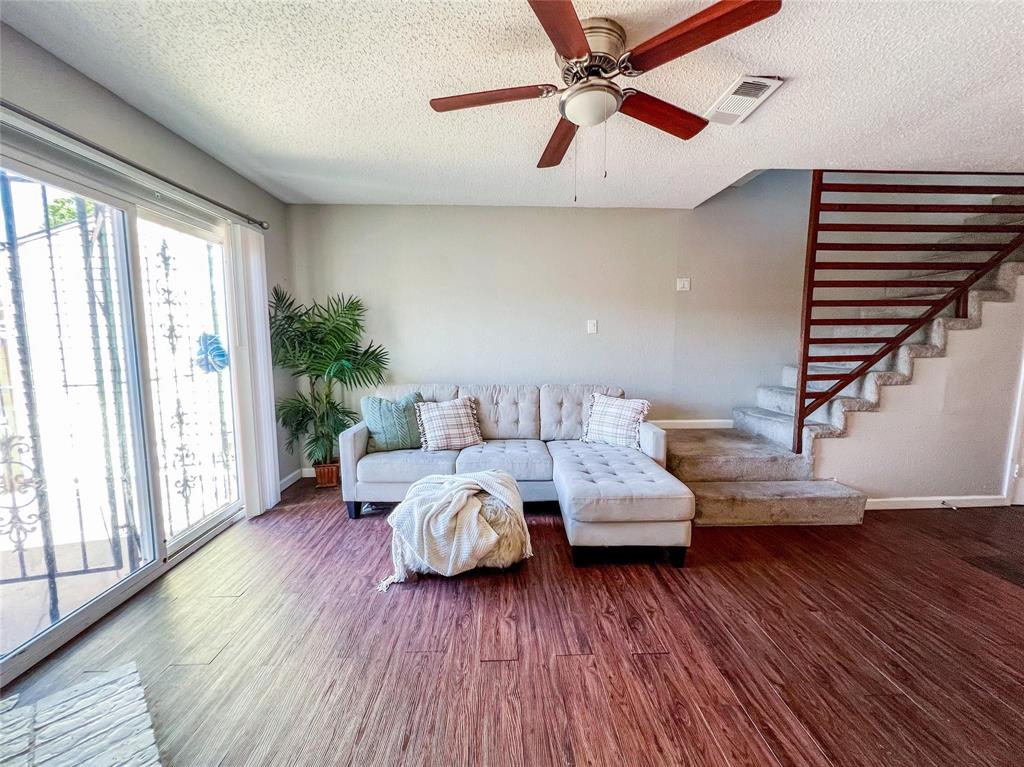 Village Crk An Add - Residential Lease