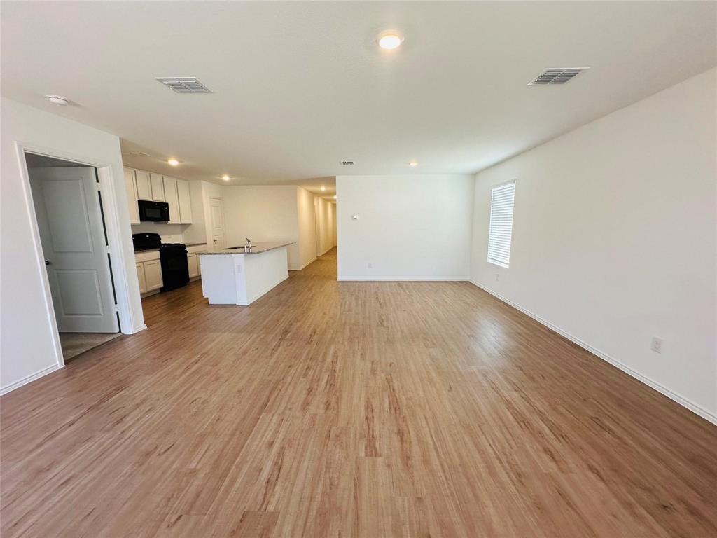 Madero Ph 3 - Residential Lease