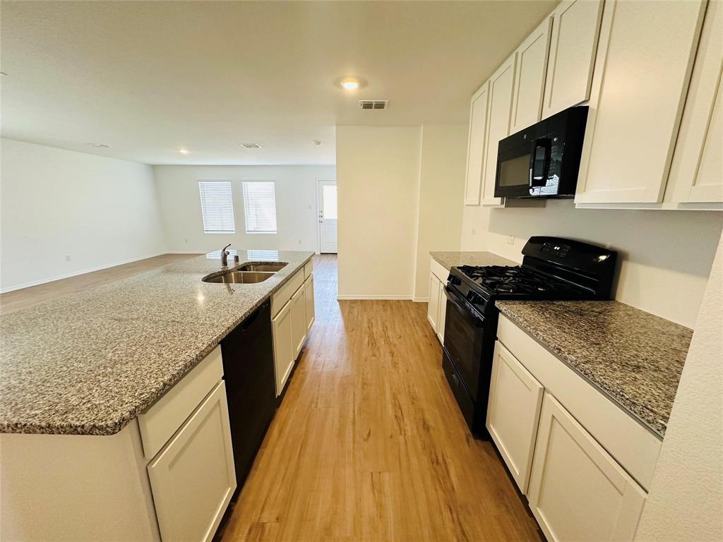 Madero Ph 3 - Residential Lease