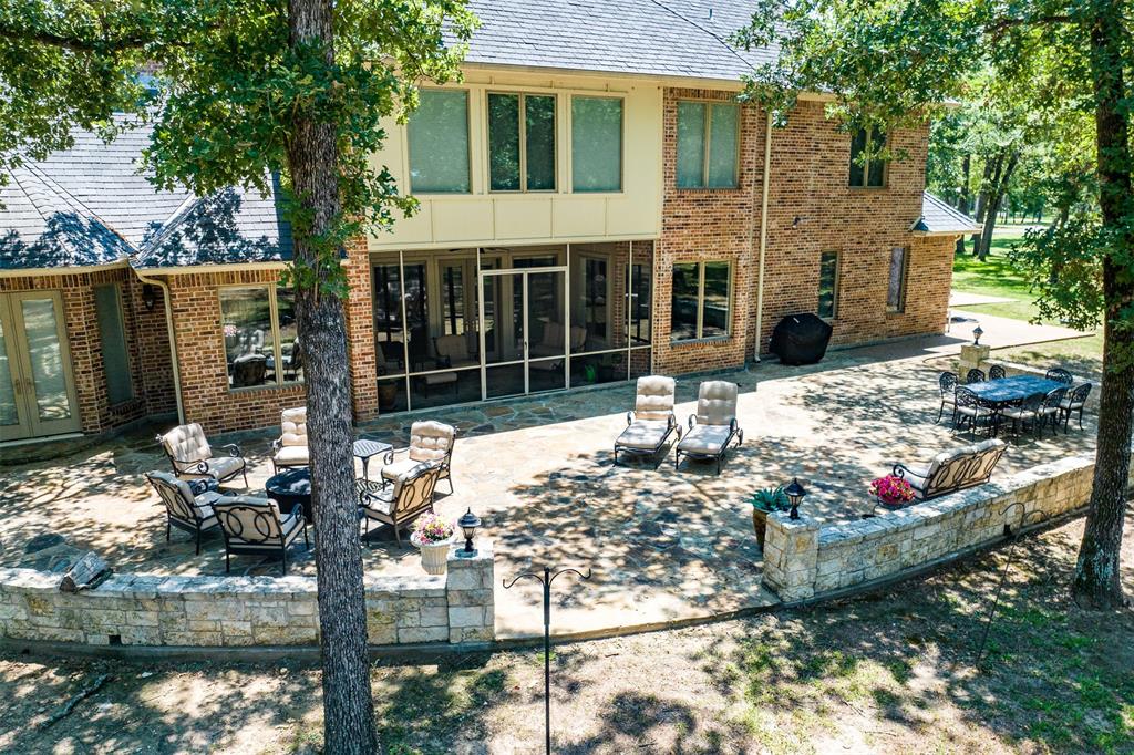 167 Saint Andrews Drive E