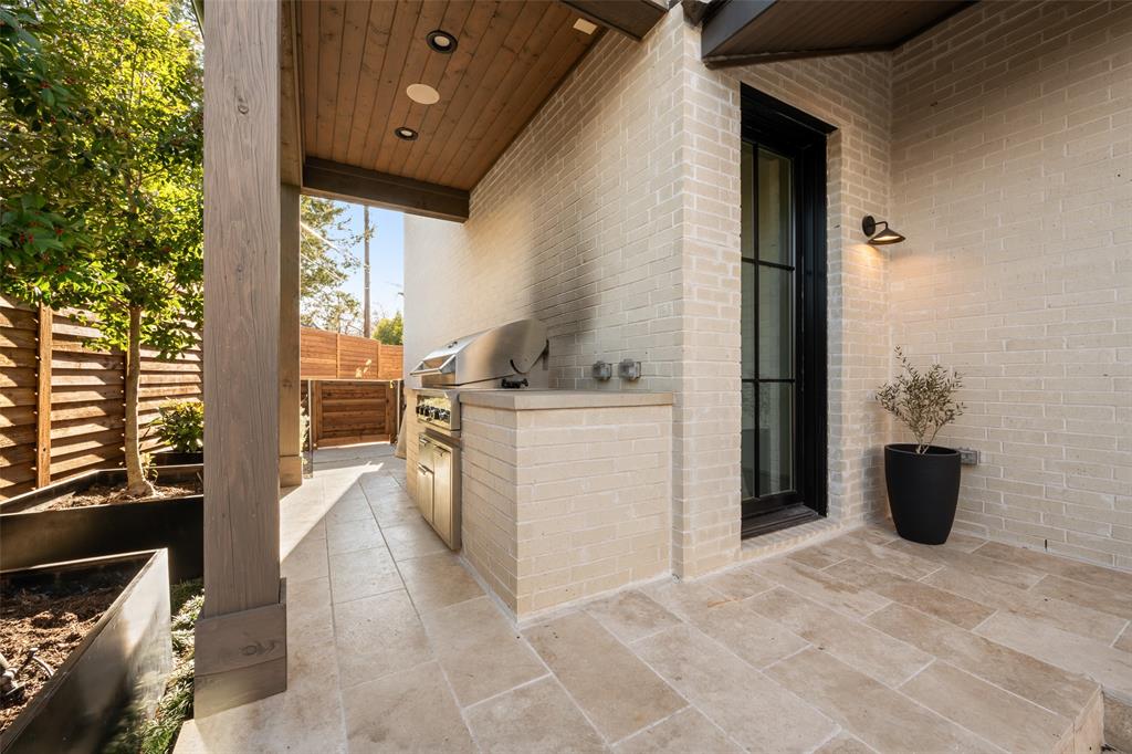 Lakeshore Hills Rev - Residential