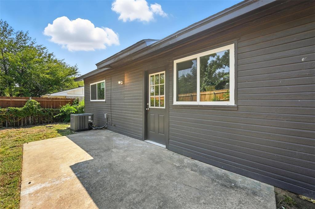 Meadow Oak Sec 1 - Residential