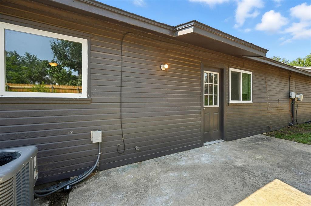 Meadow Oak Sec 1 - Residential