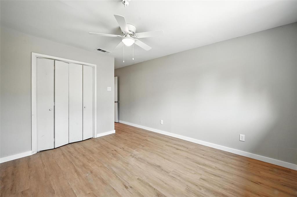 Meadow Oak Sec 1 - Residential