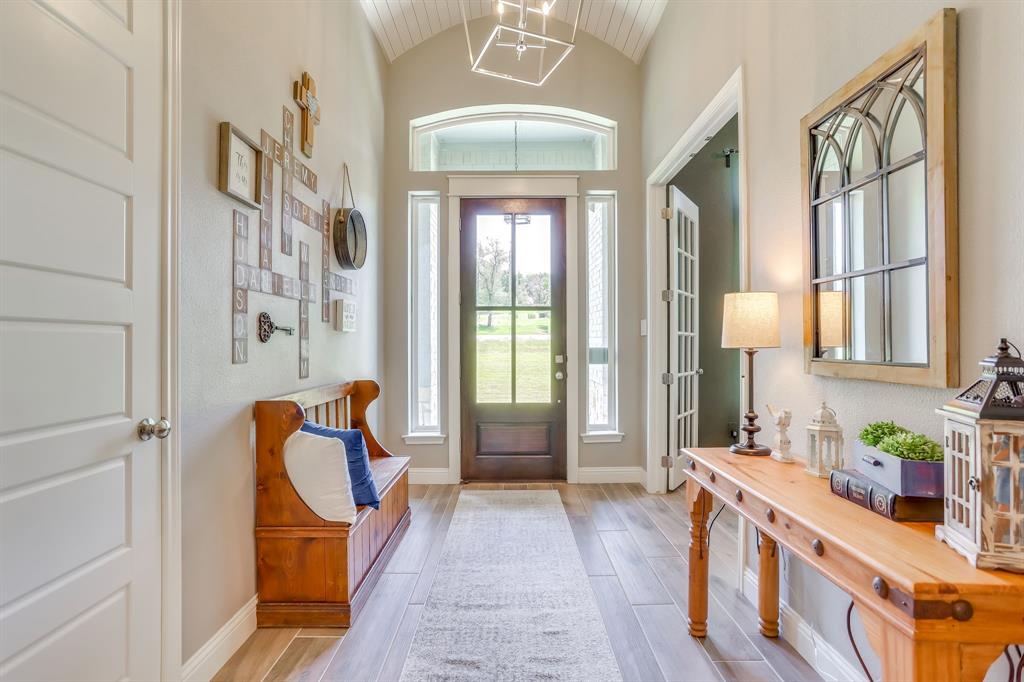 947 Silverleaf Drive
