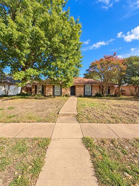 Photo of 433 Birch Lane, Richardson, TX 75081 (MLS # 21420249)