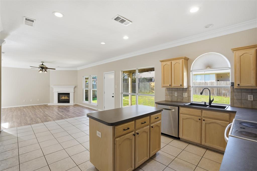 Crossing At Fossil Creek The - Residential