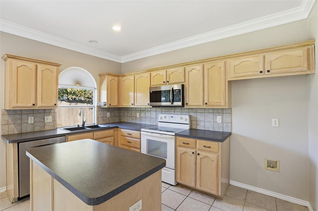 Crossing At Fossil Creek The - Residential