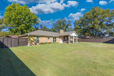 A home in Sulphur Springs