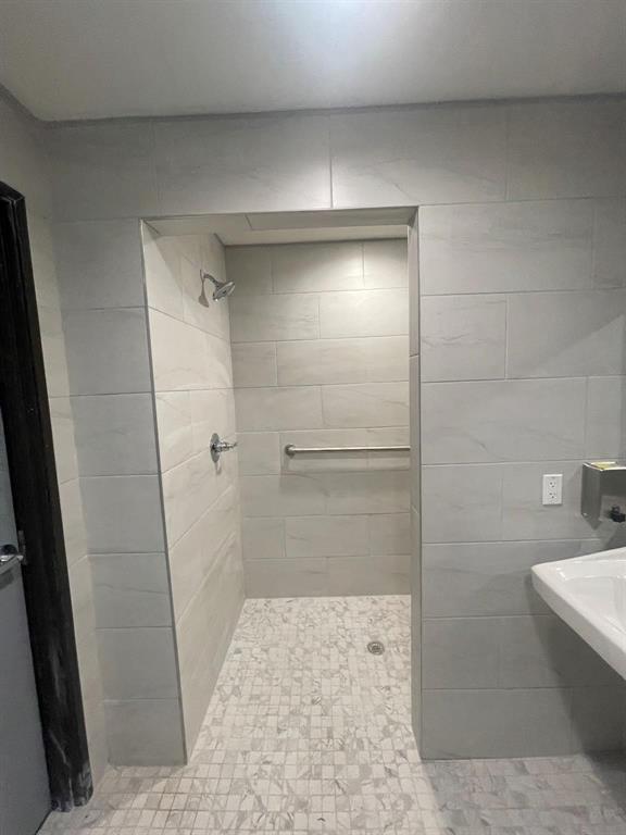 Prime Office Warehouses Lewisv - Commercial Sale