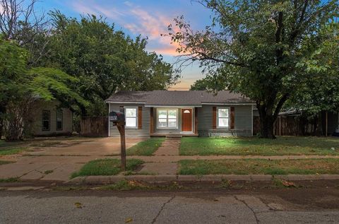 1405 SE 13th Street Mineral Wells TX 76067