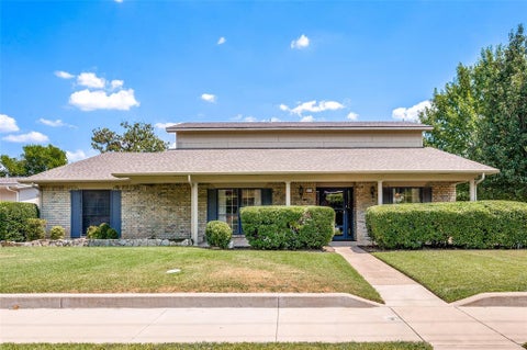 Photo of 2500 Nottingham Drive, Denton, TX 76209 (MLS # 21374242)