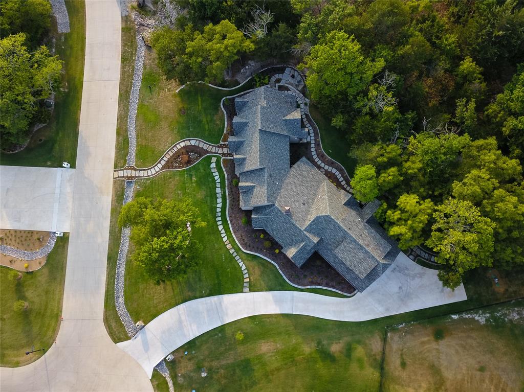 123 Lila Blue Lane