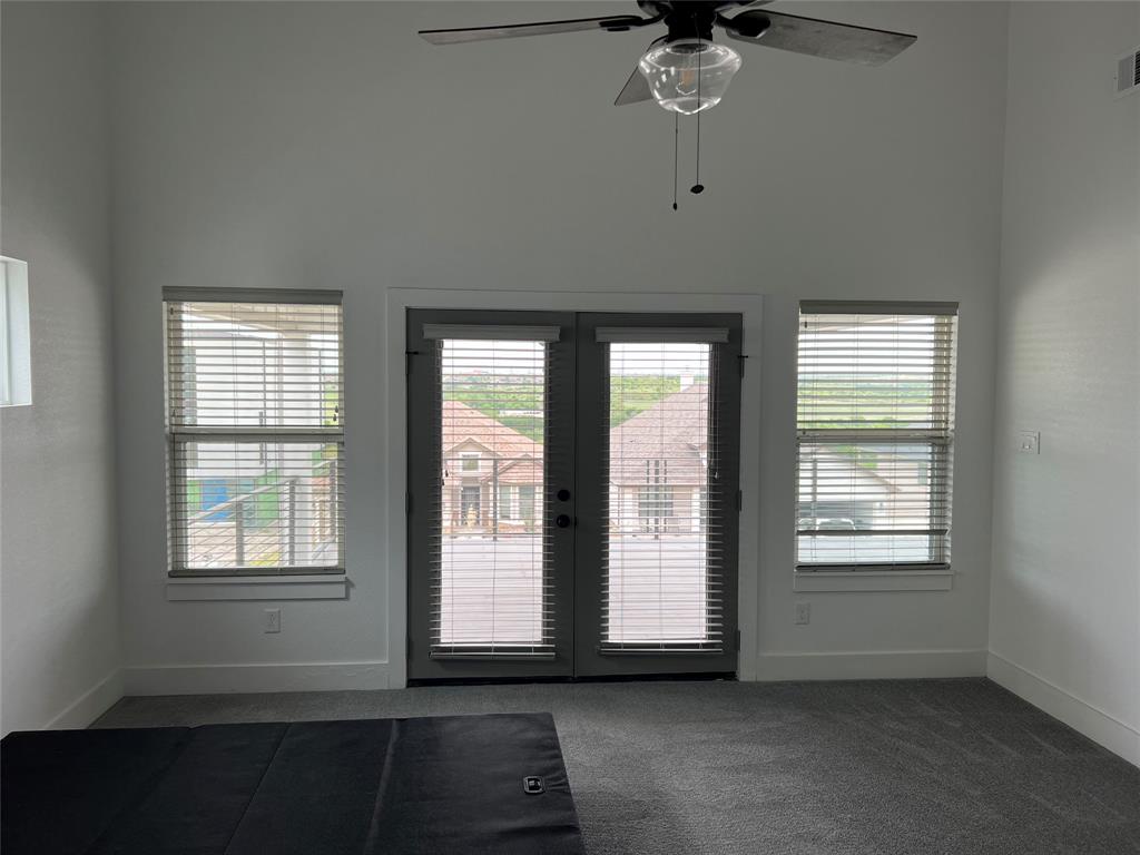 HILLS OF LAKE COUNTRY - Residential Lease