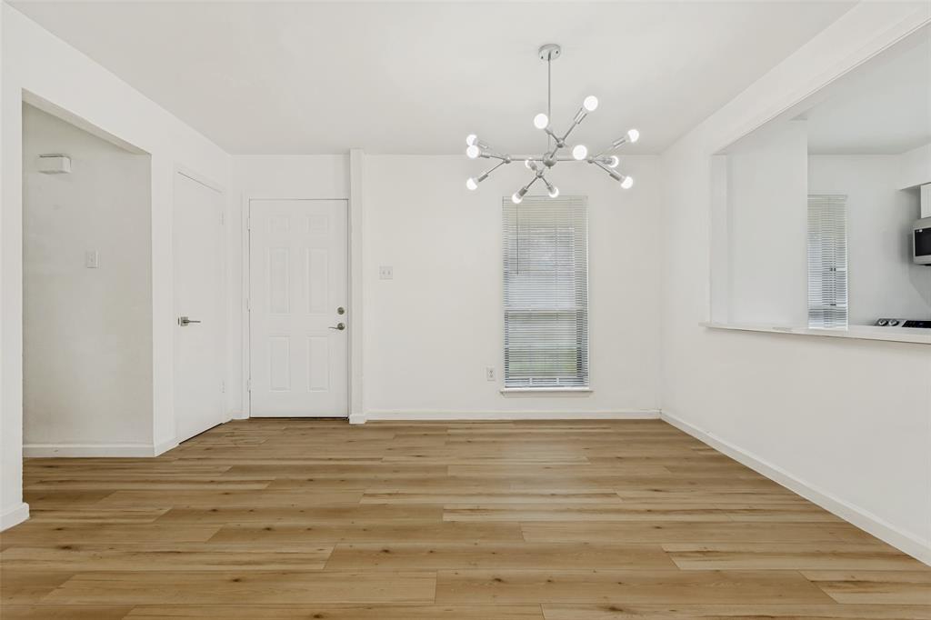 2043 Fairmeadow Drive