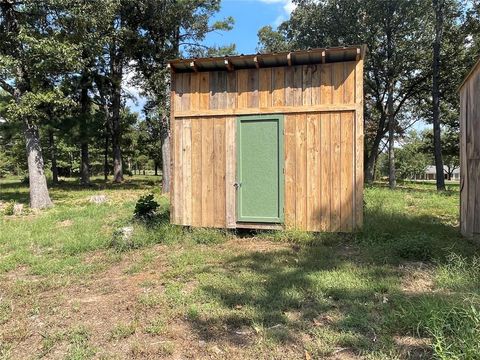 A home in Avery