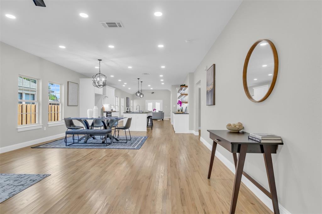 202 S Oak Cliff Boulevard