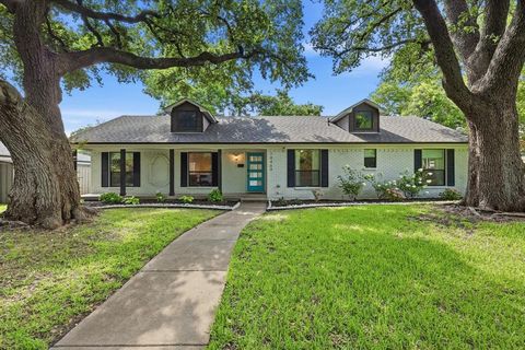 Photo of 10469 Sinclair Avenue, Dallas, TX 75218 (MLS # 21305704)
