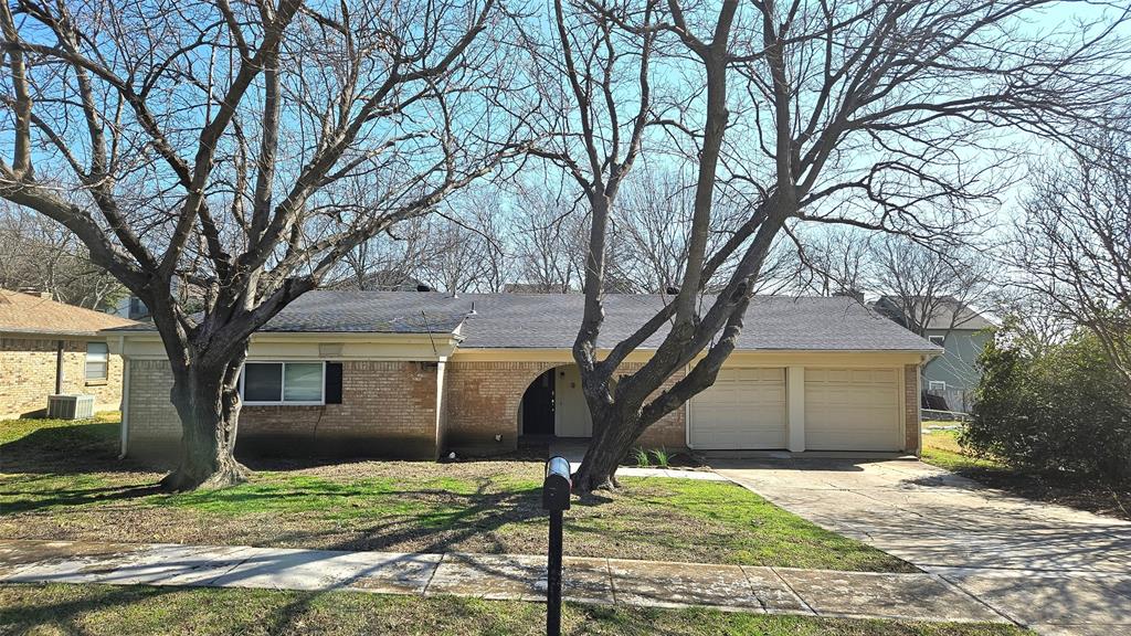 304 Lochness Court