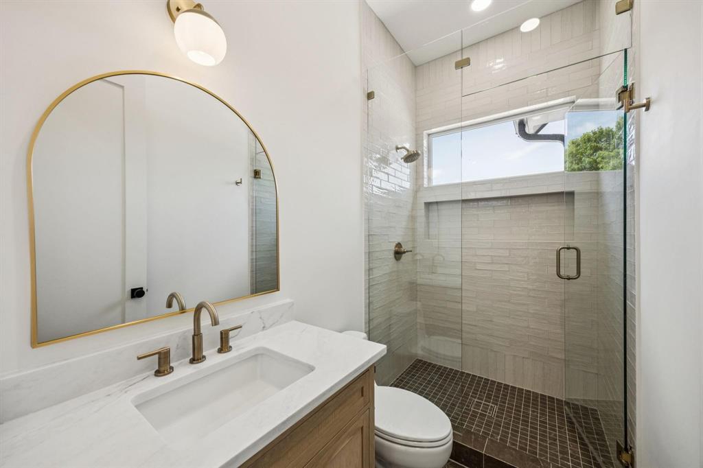 EDGEMONT PARK - Residential