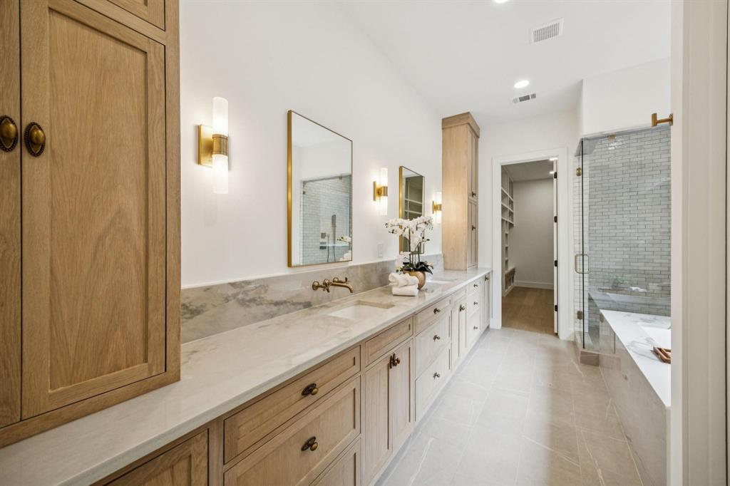 EDGEMONT PARK - Residential