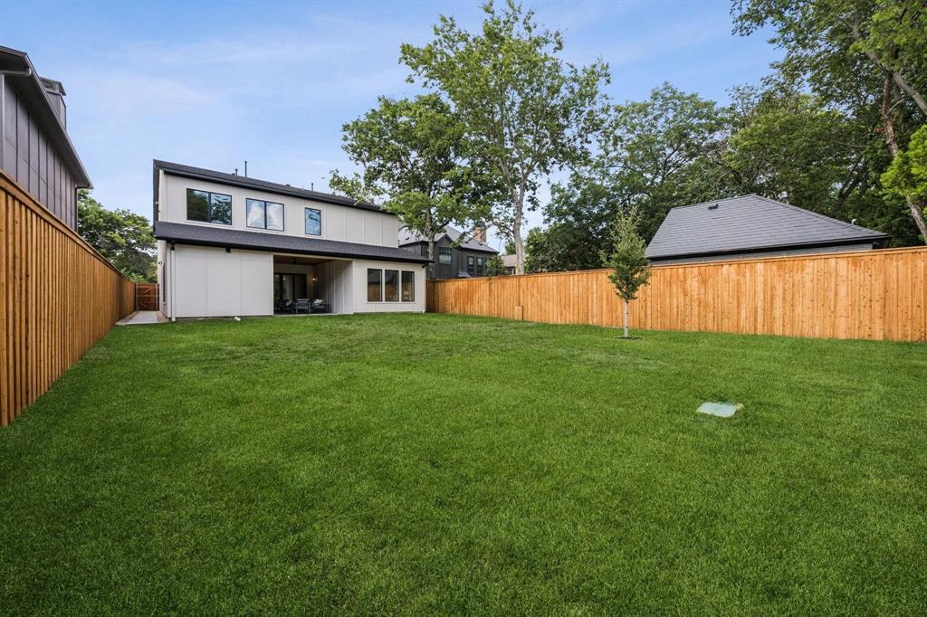 EDGEMONT PARK - Residential