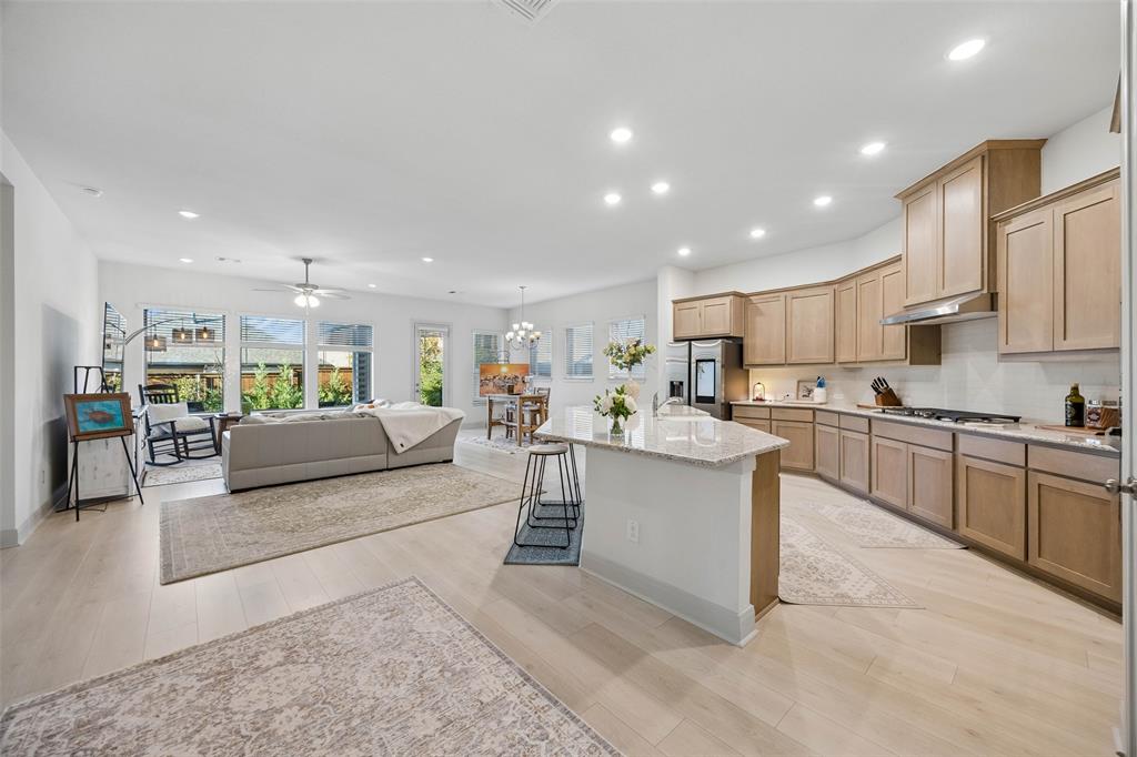 2546 Runhappy Court