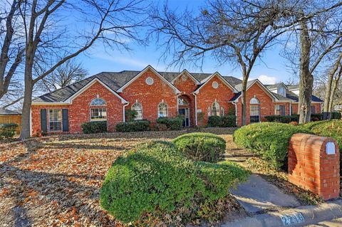 2210 Meadows Lane Sherman TX 75092