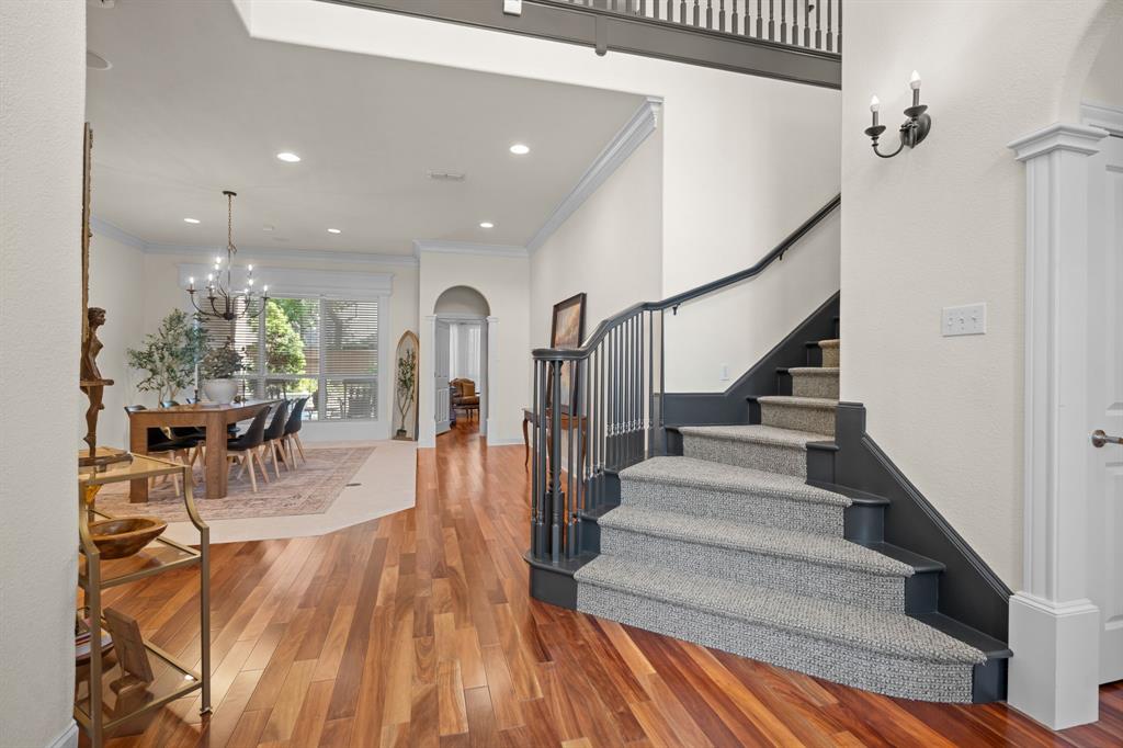 4212 Riverhollow Drive