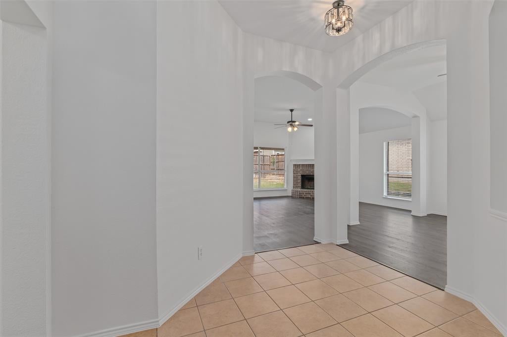 2809 Hollow Ridge Drive