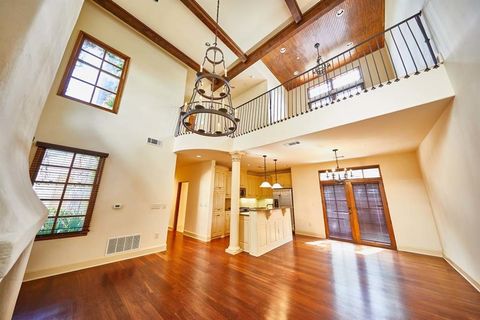 2510 N Henderson 2 Dallas TX 75206