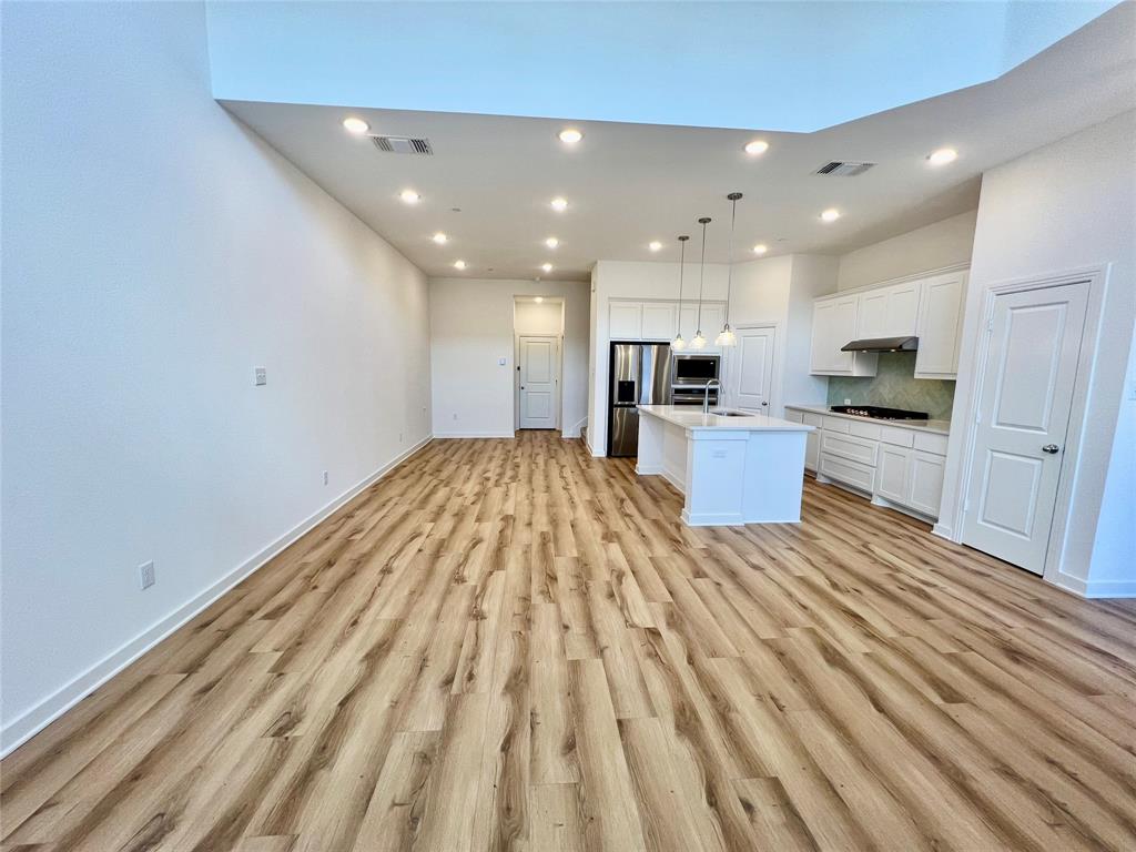 3708 Queen Road
