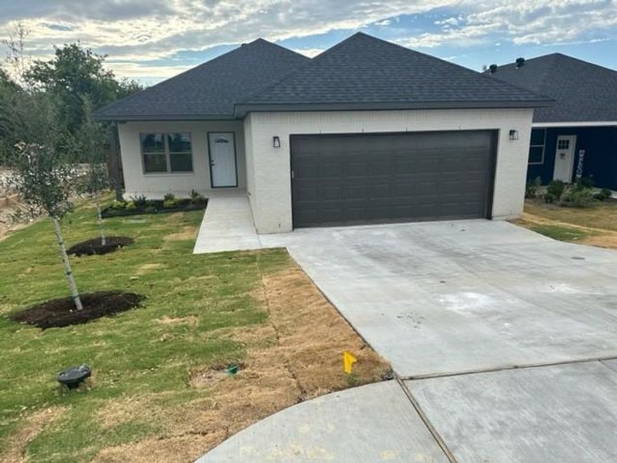 Welcome home to this Brand NEW Construction rental! Three large bedrooms, with walk in closets, as well as two large bathrooms! Master Suite is secluded for privacy and features dual sinks. Enjoy sitting on your oversized back porch and entertain in your fully fenced back-yard! Garage is almost 23' long and has an 8' door, which means your truck will fit! No detail overlooked in this one!