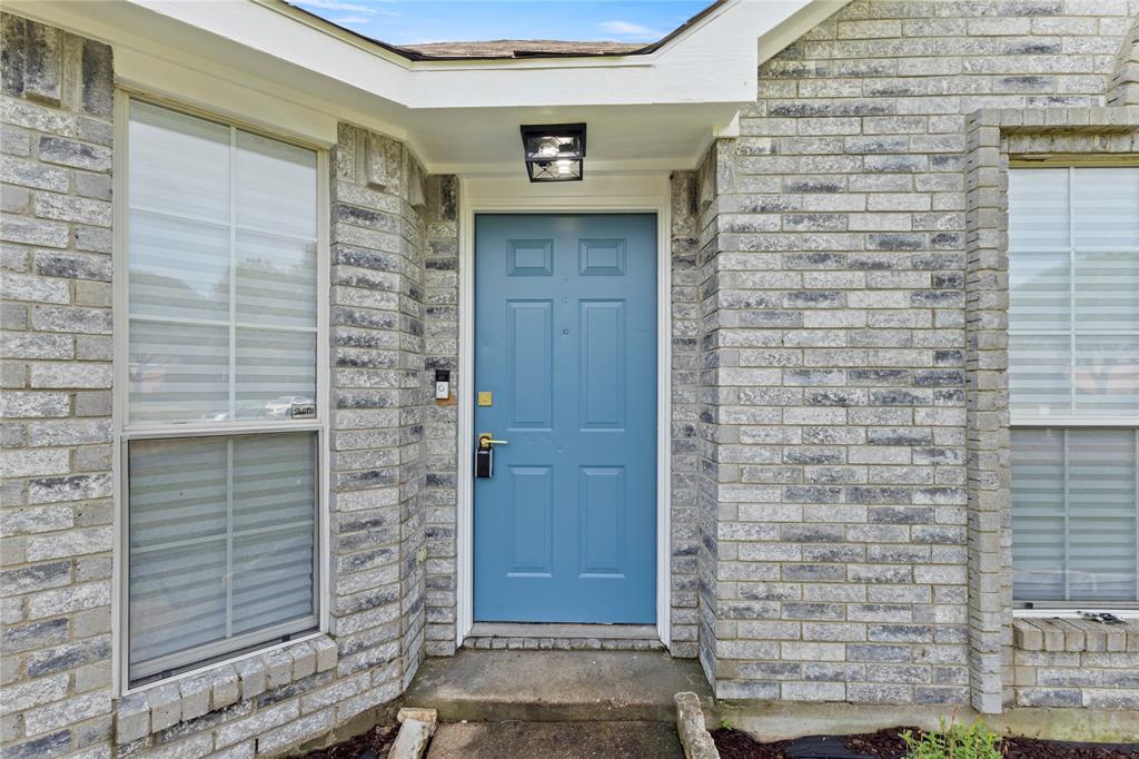 1328 Riverview Lane