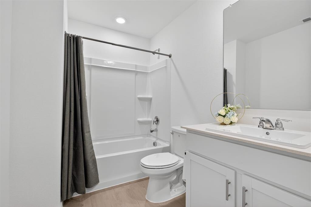 Landing at Creekside - Residential Lease