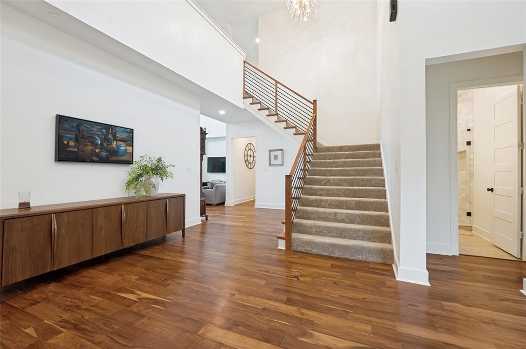 608 Redbud Court