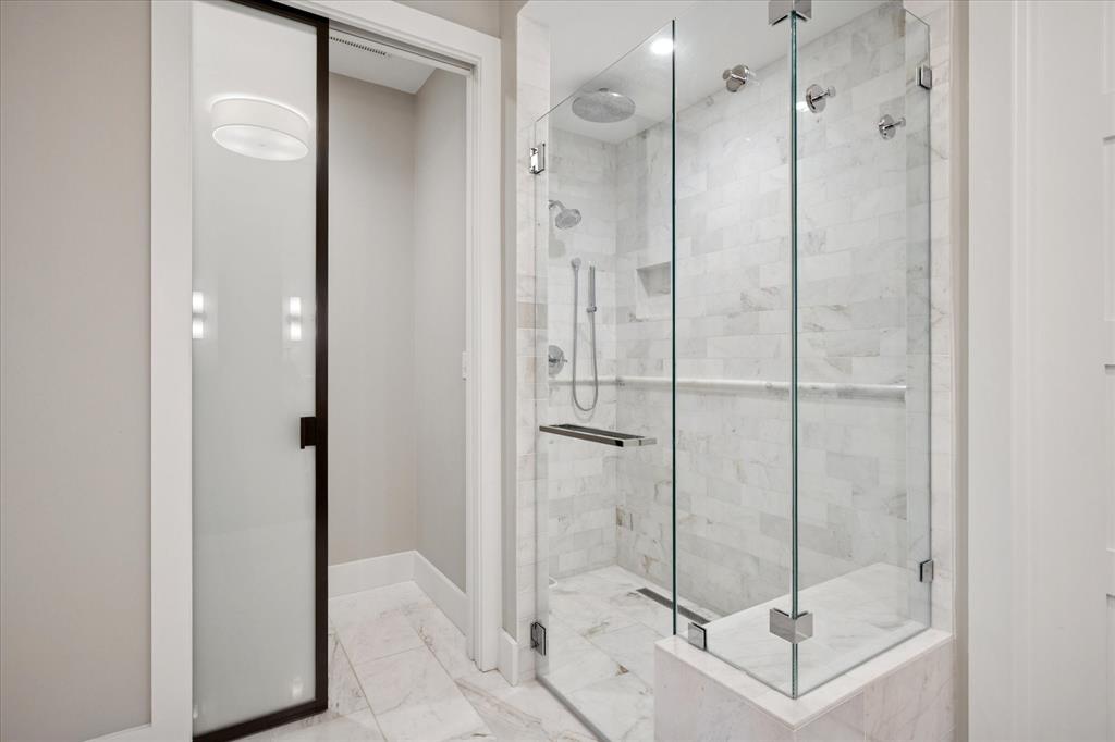 Parkview Condo - Residential