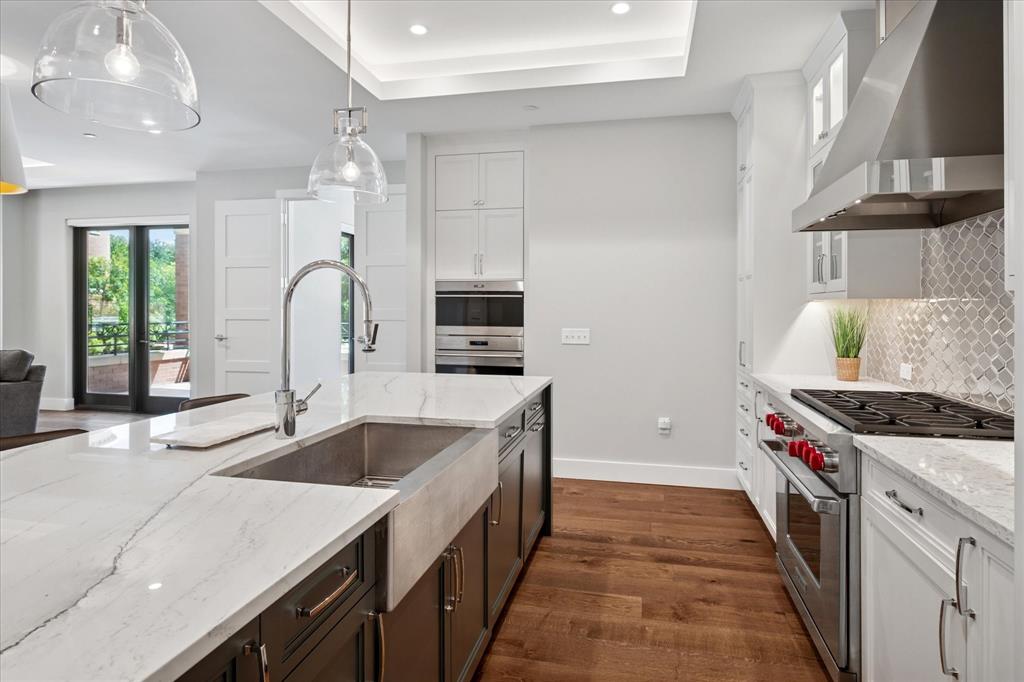 Parkview Condo - Residential