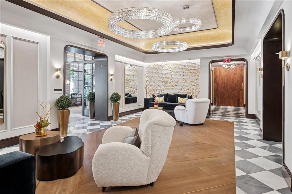 Parkview Condo - Residential