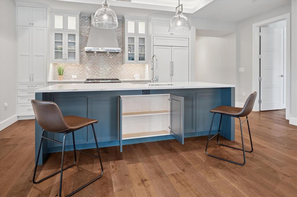 Parkview Condo - Residential