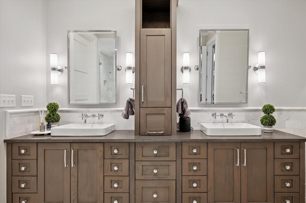 Parkview Condo - Residential