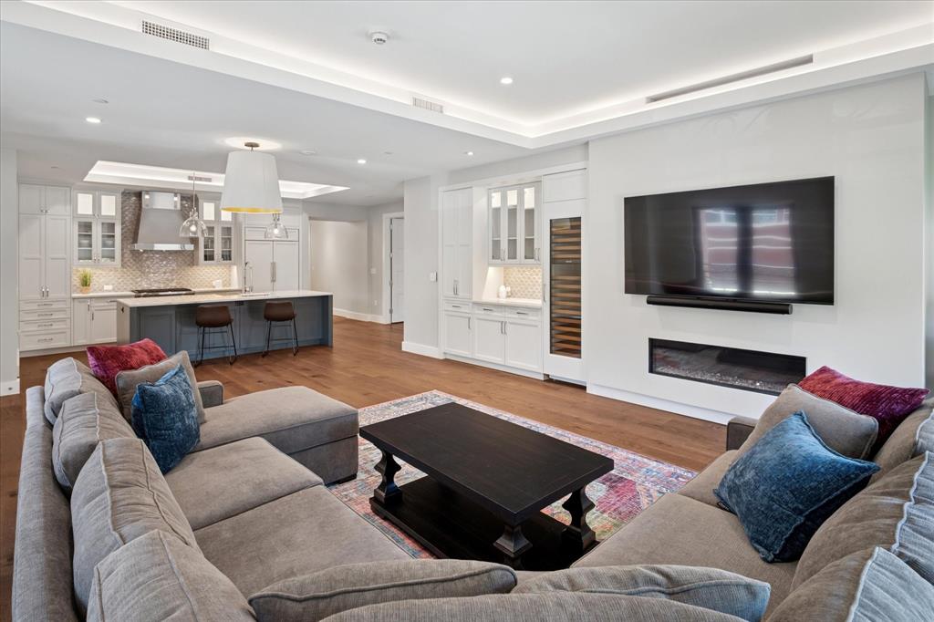 Parkview Condo - Residential