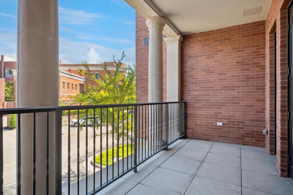 Parkview Condo - Residential