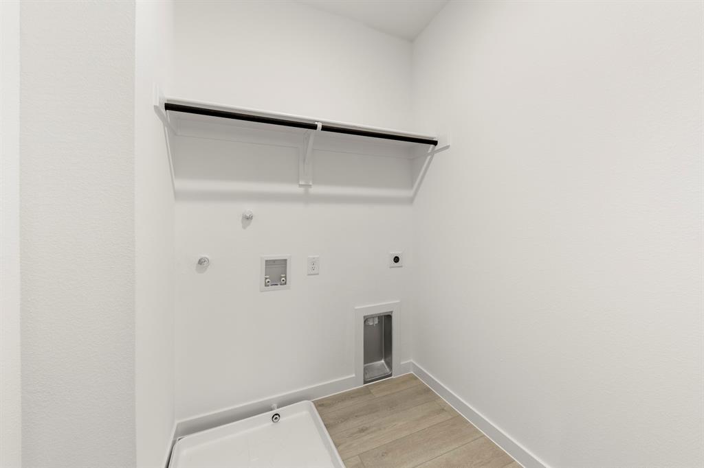 Sereno Oaks at Buckner Terrace - Residential